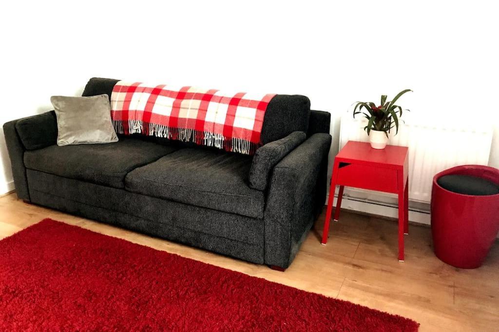 Vila Entire House With Garden & Parking Nr Ashford Int Exteriér fotografie